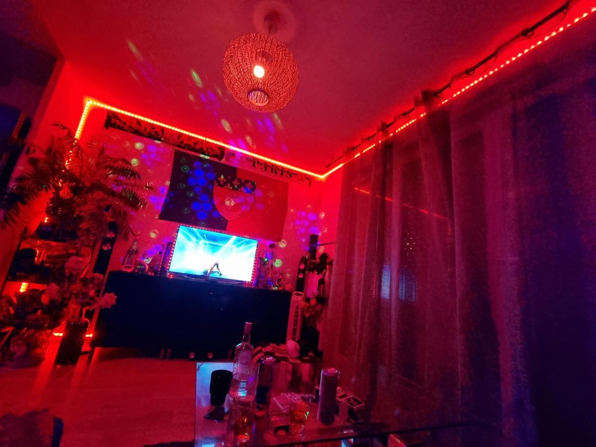 Love Room Sexy Love Cosy Lib Proche Centre Gare A Pied オルネー・スー・ボア エクステリア 写真